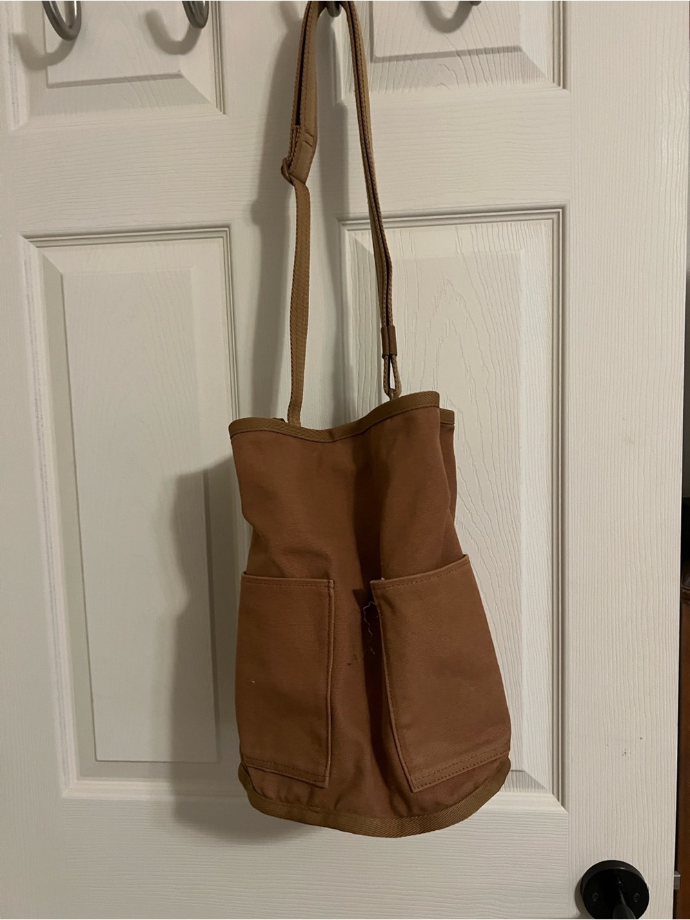 Everlane Canvas Lantern Tote Bag with pockets